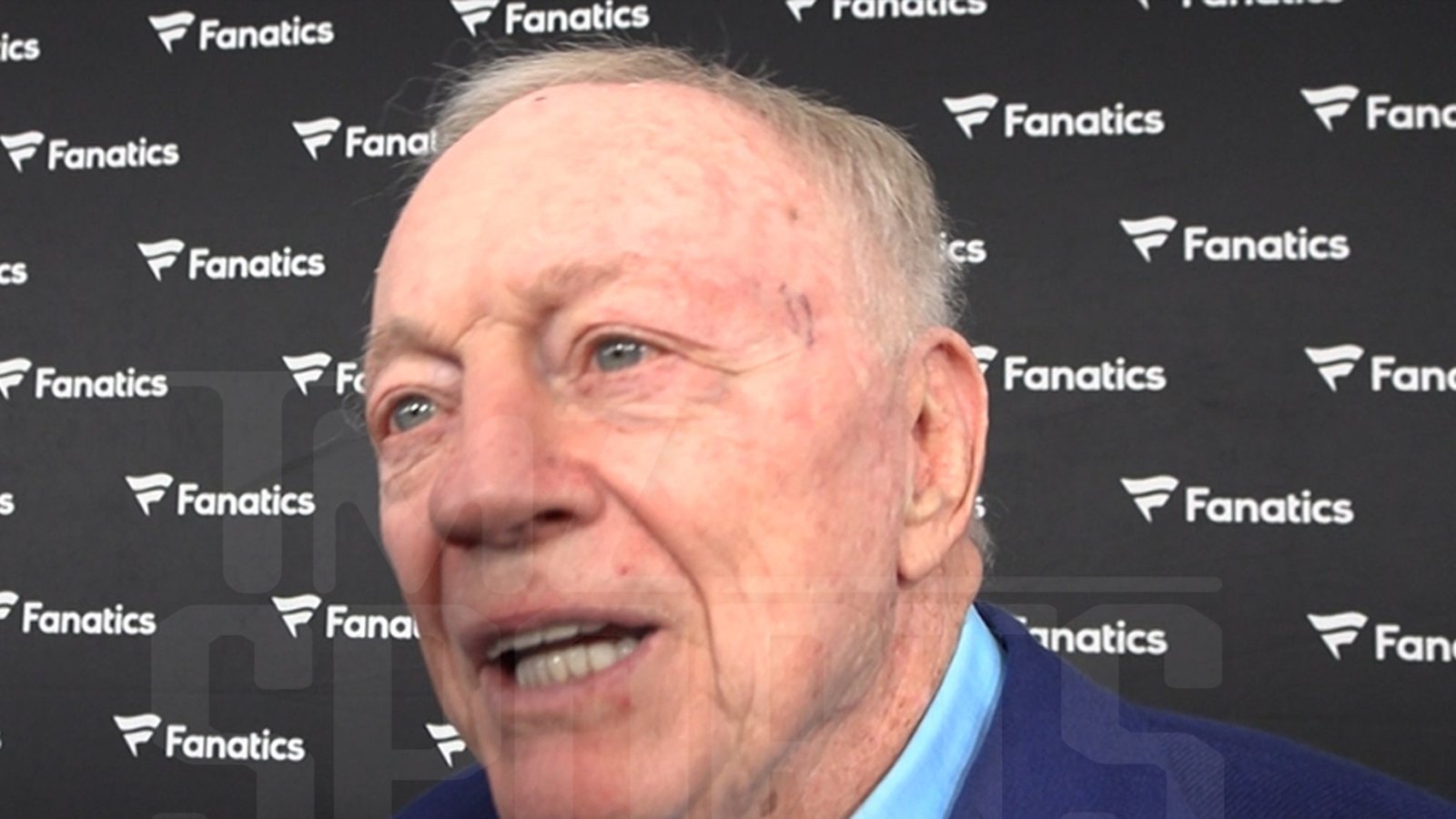 Jerry Jones dice que no sería miembro del Salón de la Fama sin Michael Irvin