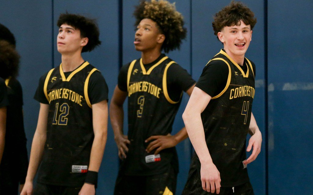 Los chicos de Cornerstone Christian vencieron a Branson para ganar el título NCS D-III