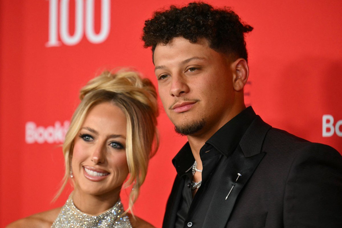 Patrick Mahomes le envía a su esposa Brittany Mahomes un regalo de San Valentín