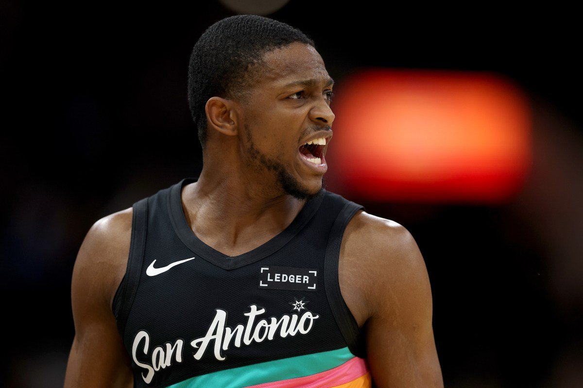 La estrella de los Spurs es nombrada reemplazo del Juego de Estrellas en medio de noticias sobre la lesión de Giannis