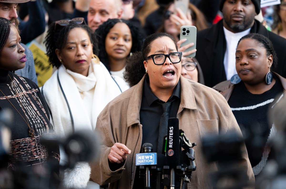 Chantil Allen habla sobre la detención de ICE después del arresto en una protesta en la iglesia de la ciudad