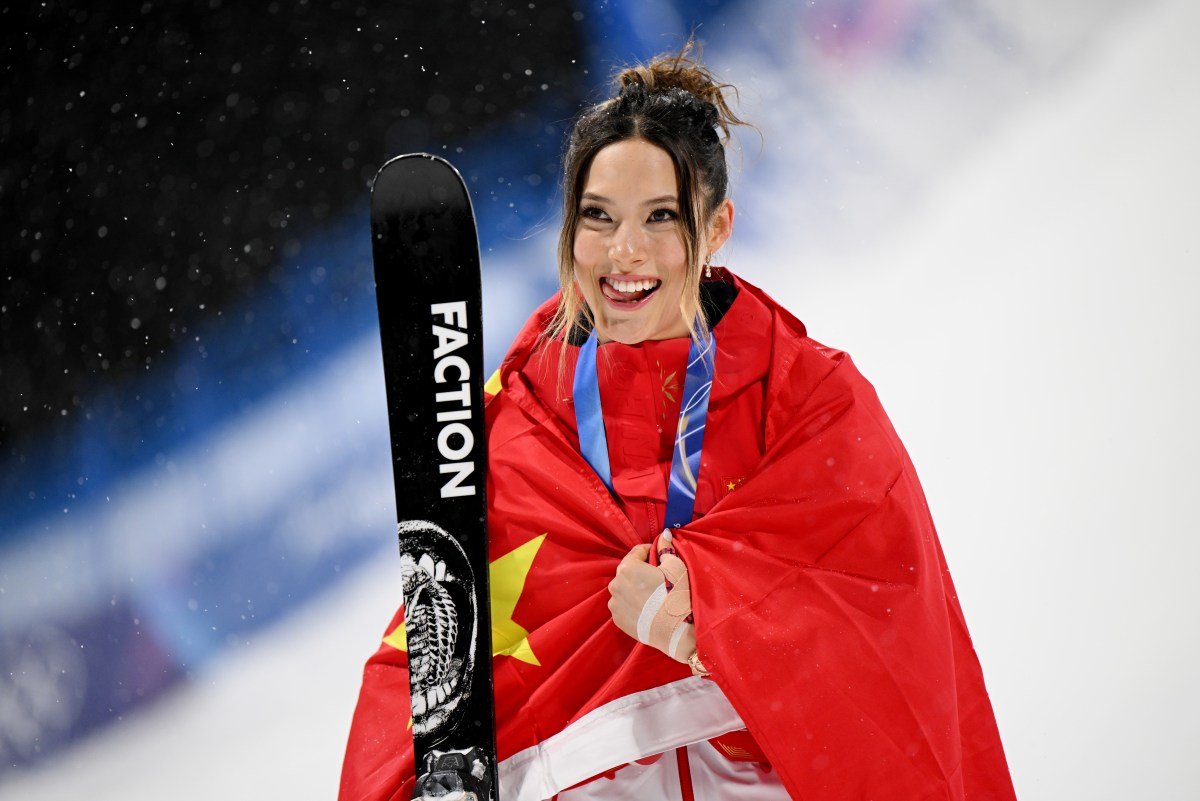 Aileen Gu rompió su silencio tras no poder defender la medalla de oro para China
