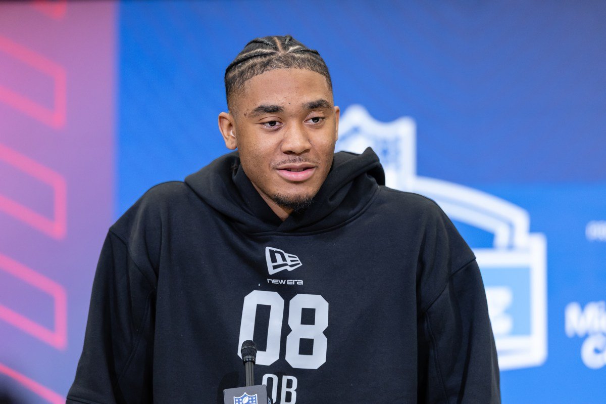 El mariscal de campo de la SEC llama la atención después de hacer historia en el Draft Combine de la NFL