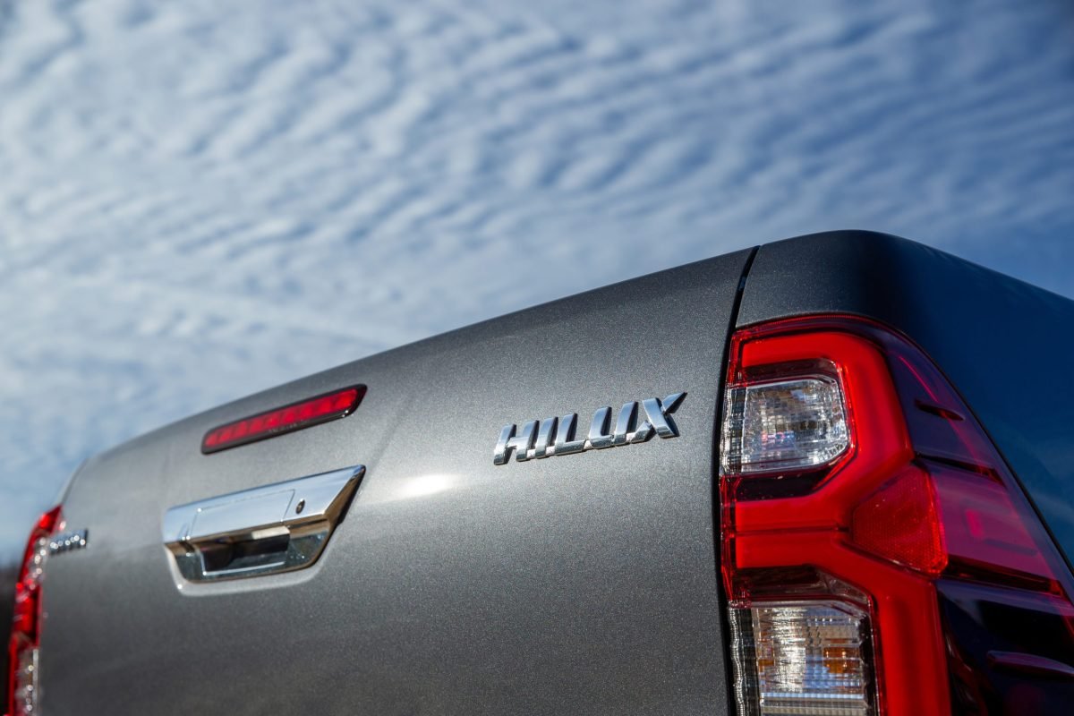 El video se vuelve viral después de que la camioneta Toyota comienza a «tocar la llave» a 635,000 millas