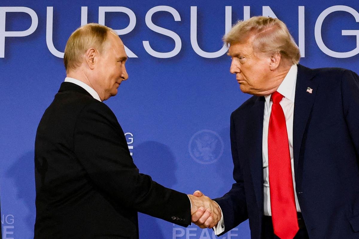 Es hora de golpear al mentiroso Putin con muchos palos