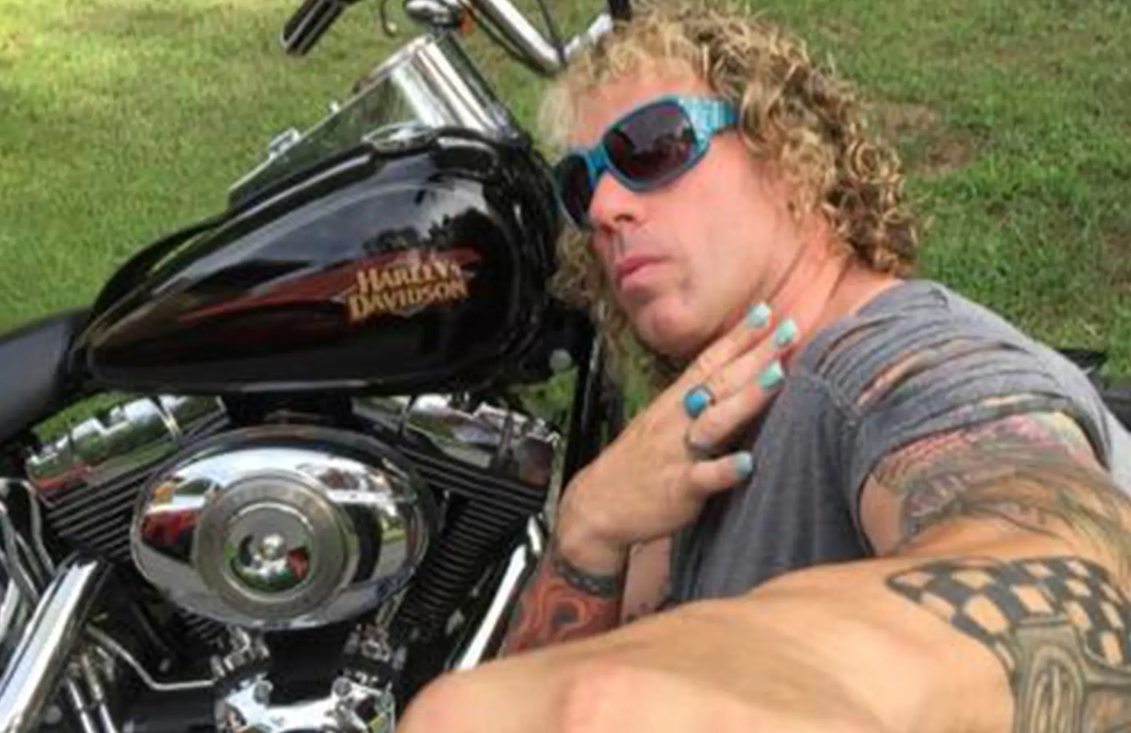 Robert Dorgan identificado como el tirador de la pista de hockey de Rhode Island, se enfrentó con su familia por su identidad de género