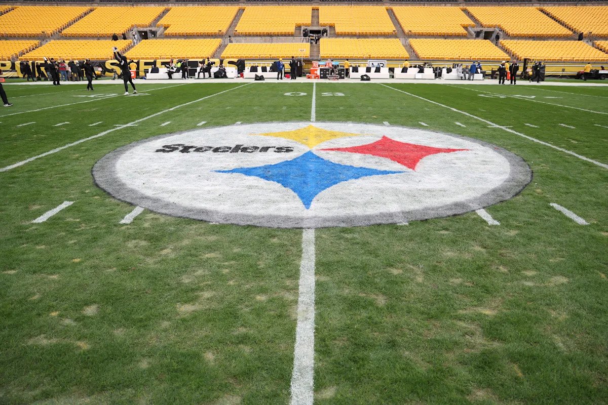 Los Steelers reemplazan el césped del Acrisure Stadium después de una mala calificación del campo local en la encuesta de la NFLPA de 2026