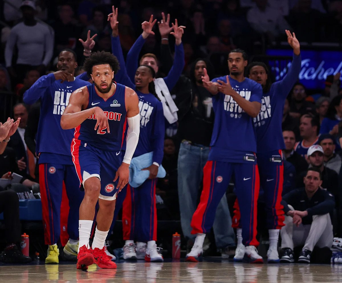 Los 42 puntos de Cade Cunningham llevan a los Pistons a otra aplastante victoria sobre los Knicks, 126-111.