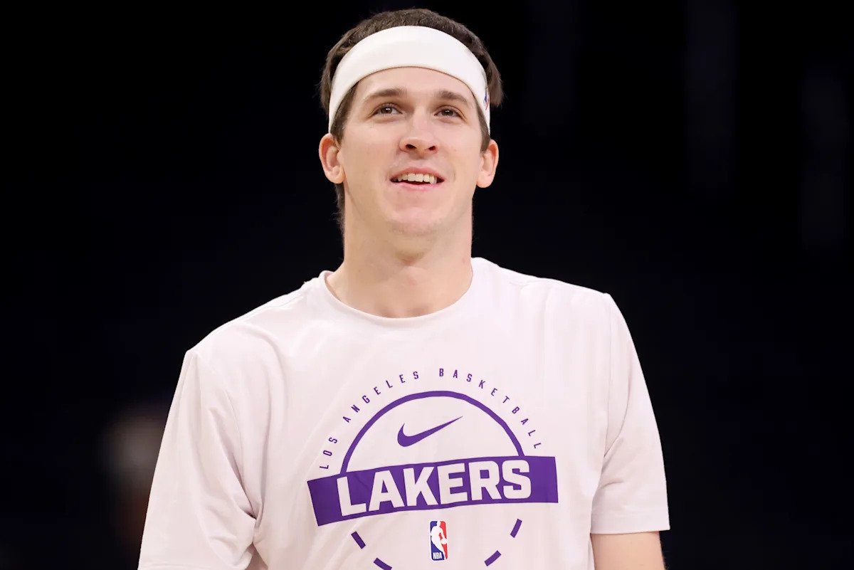 Austin Reaves de los Lakers regresa de una lesión en la pantorrilla después de perderse 19 juegos