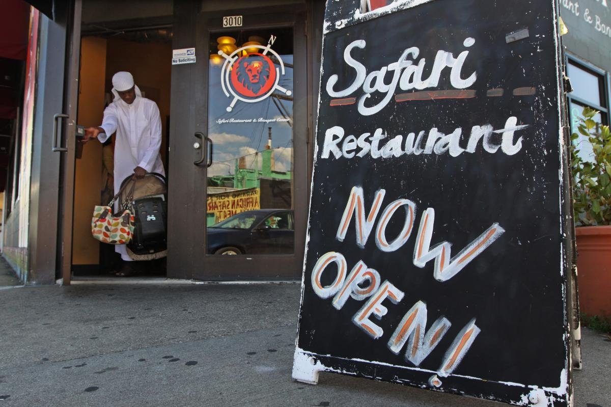 Los federales intentan recuperar artículos de lujo del estafador de Minneapolis vinculado a Omar