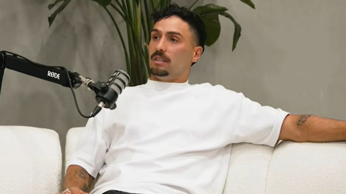 Adelaide Crows, comentarios de Isaac Rank, insulto homofóbico, suspensión, quería retirarse