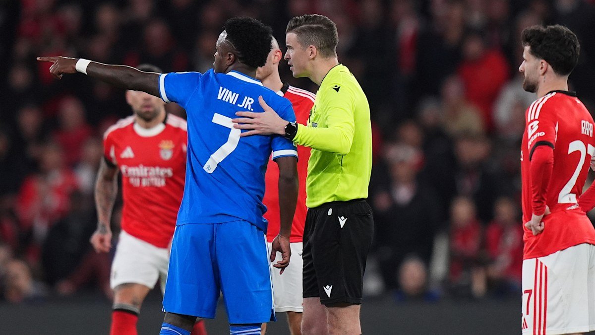 Abandonado el partido Real Madrid vs Benfica tras vídeo racista de Vinicius Jr, Liga de Campeones