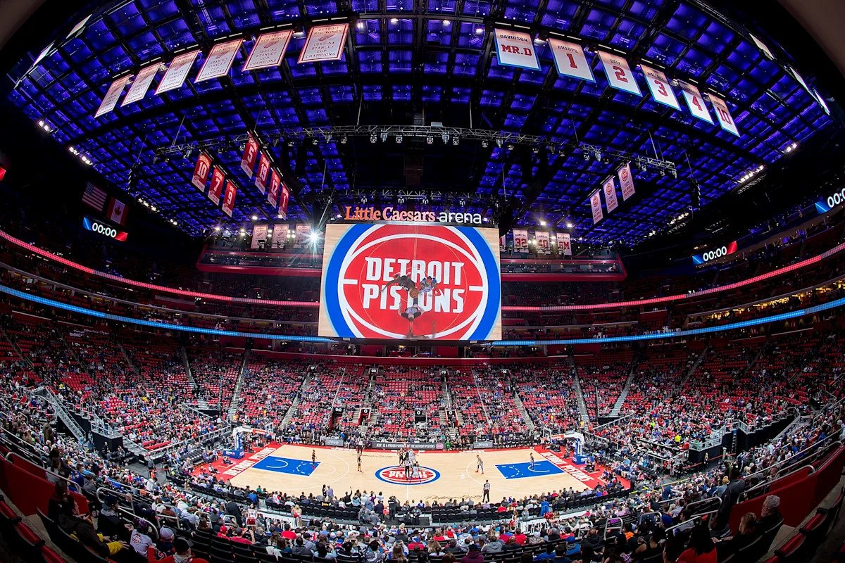 El partido Cavaliers-Pistons fue interrumpido por un timbre continuo durante 12 minutos