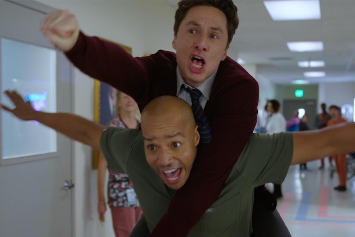 Giro del resurgimiento de ‘Scrubs’: el regreso de los Jedi al Sagrado Corazón finalmente explicado cuando el Dr. Cox anuncia su retiro