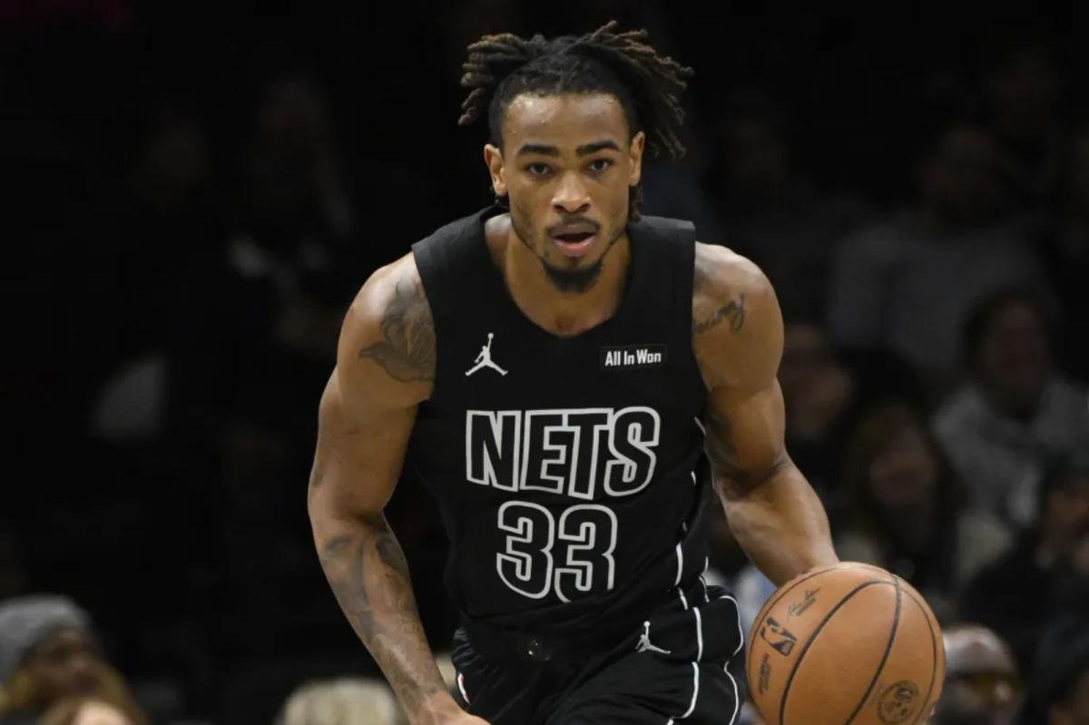 Nick Claxton de los Nets se perderá el partido de los Cavaliers tras torcerse el tobillo