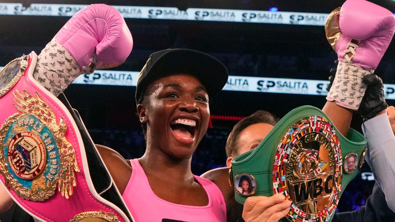 Claressa Shields vence a Katie Taylor y se convierte en el número uno del mundo libra por libra en el boxeo femenino, dice el promotor | noticias del boxeo