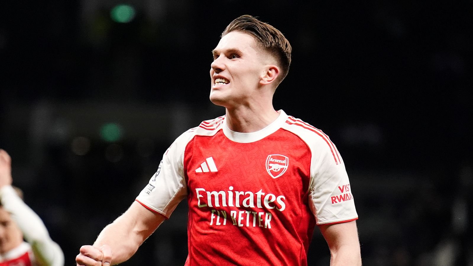 Víctor Giocares: El delantero del Arsenal realizó su mejor partido con el club desde que llegó con una actuación de dos goles ante el Tottenham. noticias de futbol