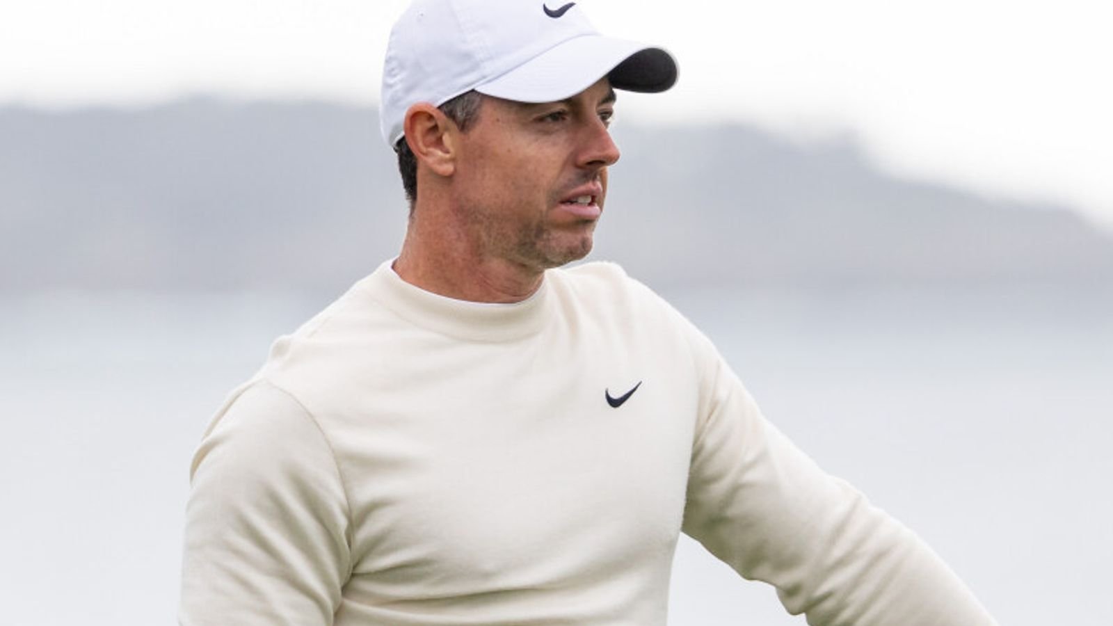 PGA TOUR: Scottie Scheffler realiza un último rally a seis golpes de ventaja sobre Rory McIlroy en la mitad del AT&T Pebble Beach Pro-Am | noticias de golf