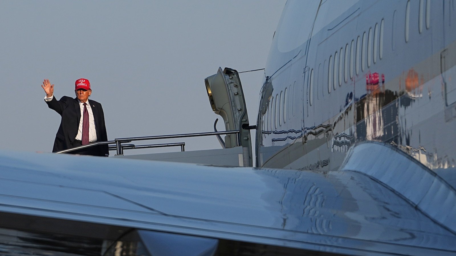 Trump advierte sobre las terribles bajas estadounidenses en la «operación masiva en curso» para detener al régimen iraní