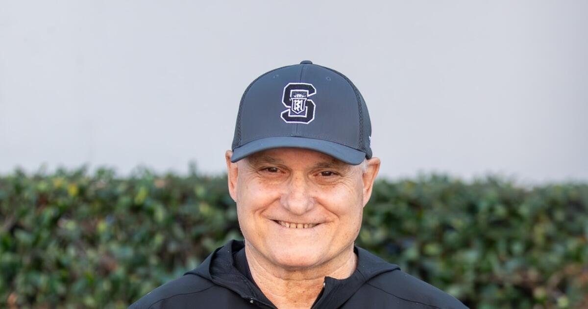 Rick Garretson, alumno de Servite, ha sido nombrado nuevo entrenador de fútbol de la escuela
