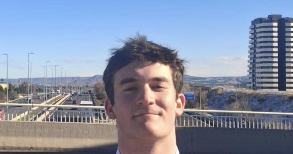 Charla preparatoria: Weston Port en España es un gran partidario del fútbol de UCLA