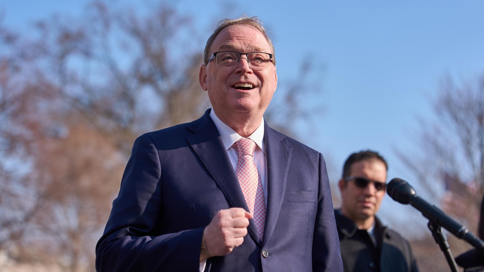 Hassett, asesor de la Casa Blanca, insta a «disciplina» a los economistas de la Fed en el estudio arancelario