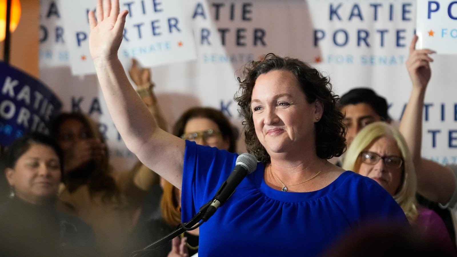 Un campo demócrata abarrotado en la carrera por gobernador de California podría darle al Partido Republicano una rara oportunidad