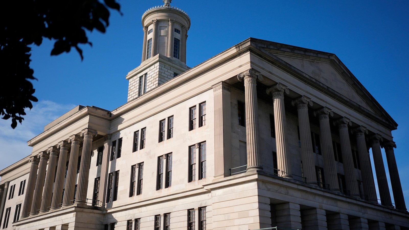 La ley penal de Tennessee es inconstitucional cuando los funcionarios locales votan a favor de políticas de ‘santuario’