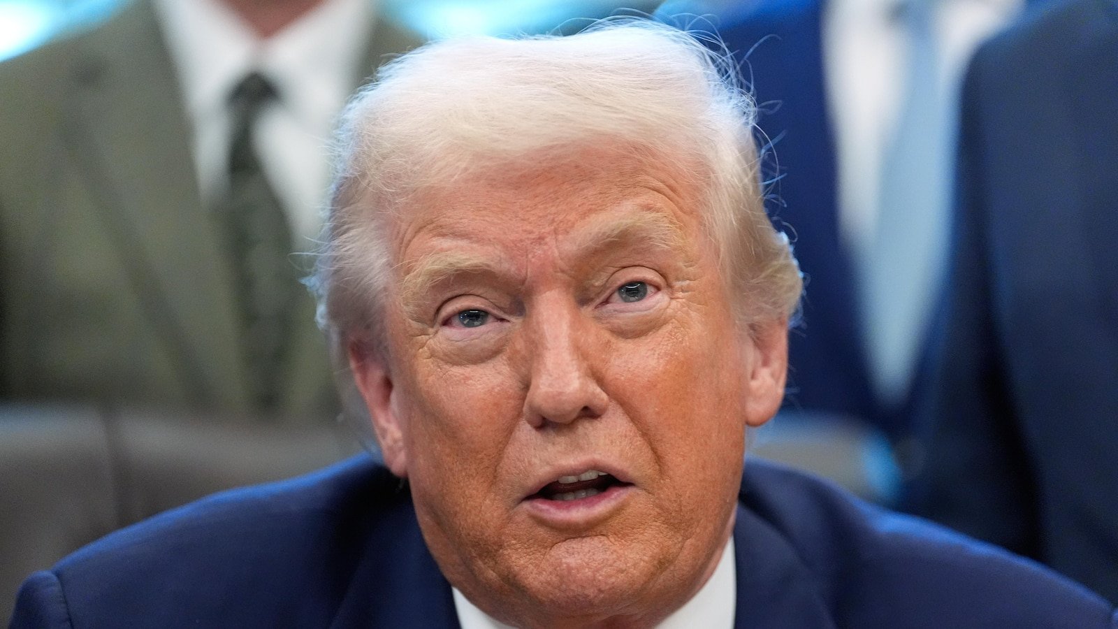 Juez listo para escuchar argumentos mientras el tribunal le da a Trump otra oportunidad de obtener una condena por dinero en secreto