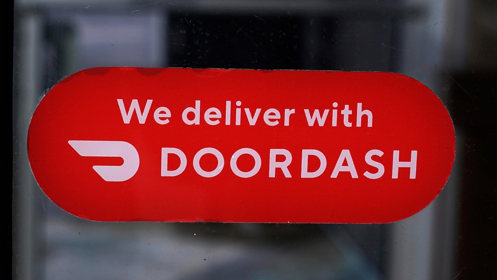 DoorDash ve un fuerte crecimiento trimestral en ventas y pedidos, pero advierte sobre grandes costos