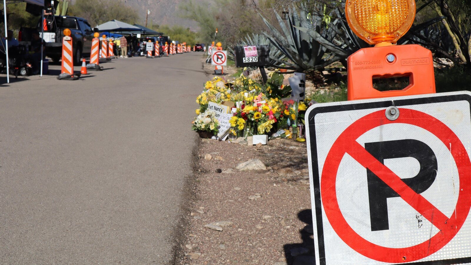 Amplian zona de prohibido estacionar en el barrio de Nancy Guthrie entre denuncias