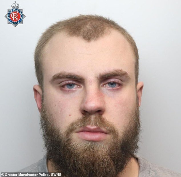 Momento en que un narcotraficante encarcela a un motociclista durante 10 años minutos después de admitir que estaba drogado con ketamina