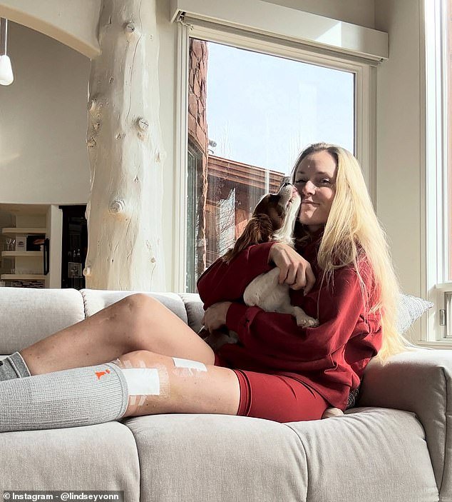 Lindsey Vonn aborda la ‘dura realidad’ de regresar a casa con un perro muerto después de una quinta cirugía por una pierna rota