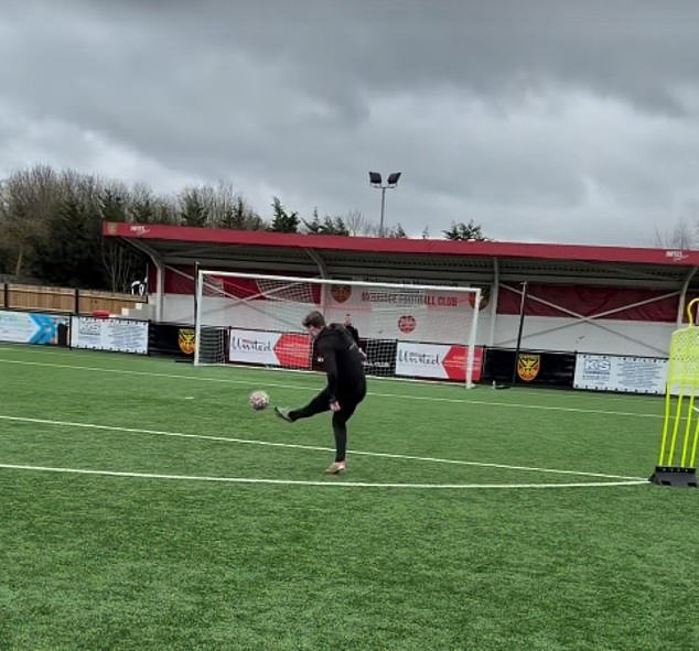 Mykhailo Mudric vuelve a entrenar en el club sorpresa en medio del silencio por su sanción por dopaje en el Chelsea