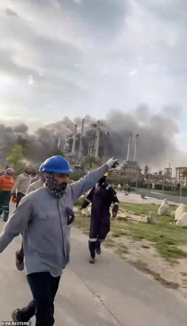 Irán cierra los grifos: los precios del gas y el petróleo aumentan a medida que los ataques con aviones no tripulados paralizaron la producción de Qatar y la refinería de petróleo más grande de Arabia Saudita