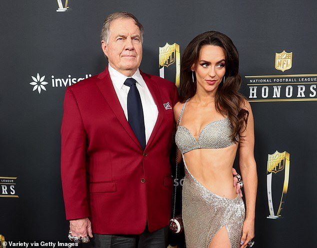 Jordon Hudson se compara con la novia de Tom Brady Bill Belichick, de 24 años, hace una publicación extraña en las redes sociales