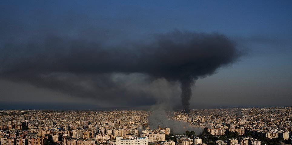 Estados Unidos-Irán en vivo: Israel lanza los últimos ataques al amanecer en Teherán y Beirut, Trump advierte sobre «golpes más duros» «más por venir»