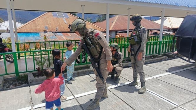 El enfoque humanitario se convierte en un «arma» policial para generar confianza pública y mantener la estabilidad de la seguridad en el interior de Papúa