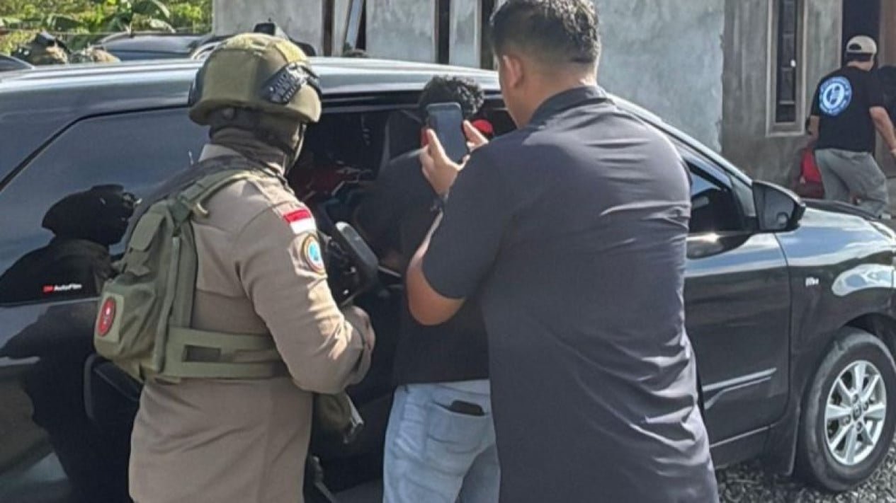 El arresto fue realizado por el Grupo de Trabajo de Paz de Cortez, una división del Servicio de Inteligencia de Papúa.