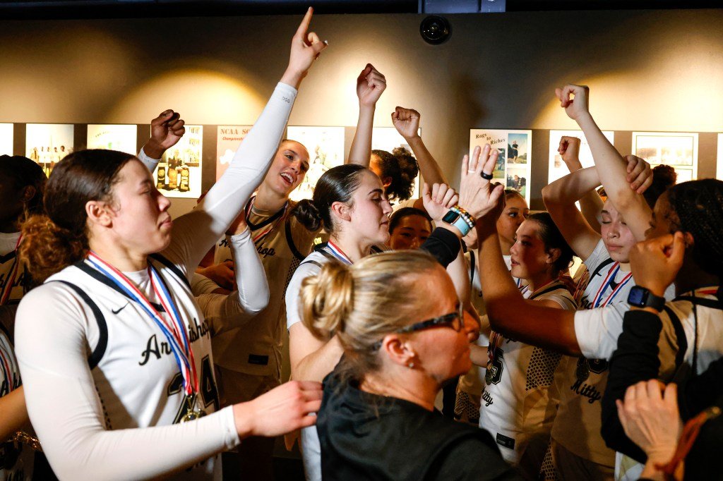 Funcionarios del CIF hicieron preguntas sobre el torneo estatal de baloncesto 2026