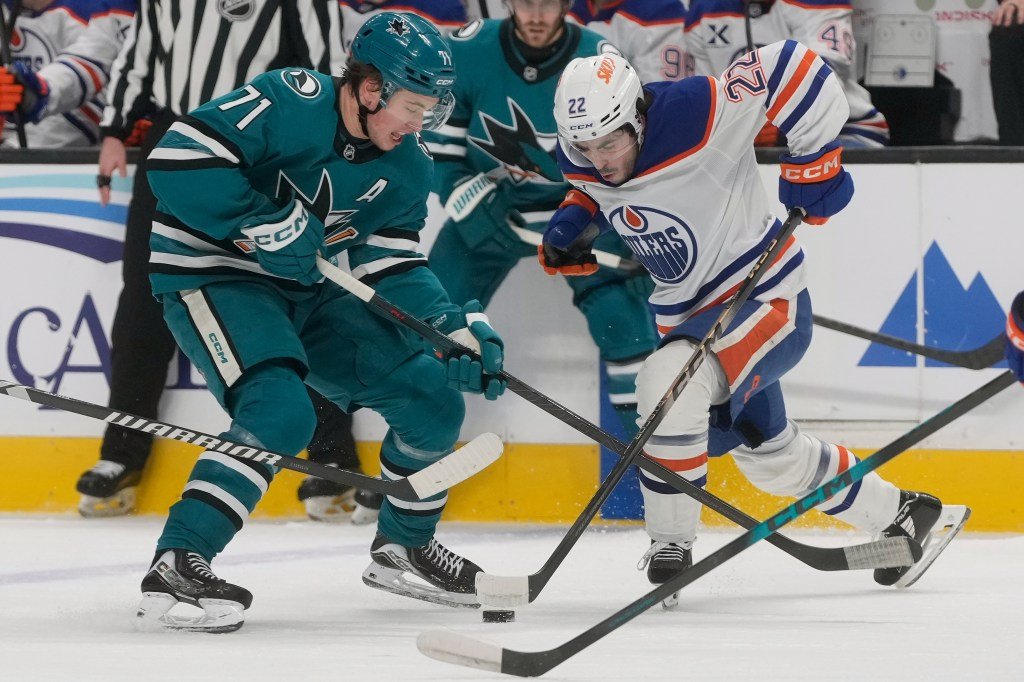 San Jose Sharks y McLean Celebrini vencieron a Edmonton Oilers
