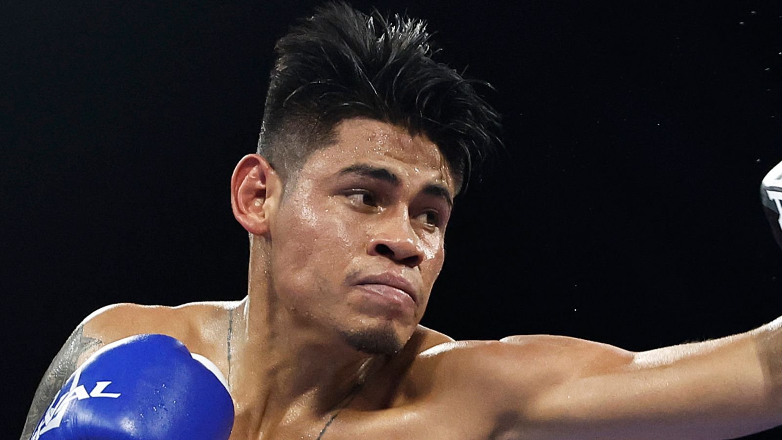 Emanuel Navarrete frena a Eduardo Núñez para unificar título mundial superpluma | noticias del boxeo