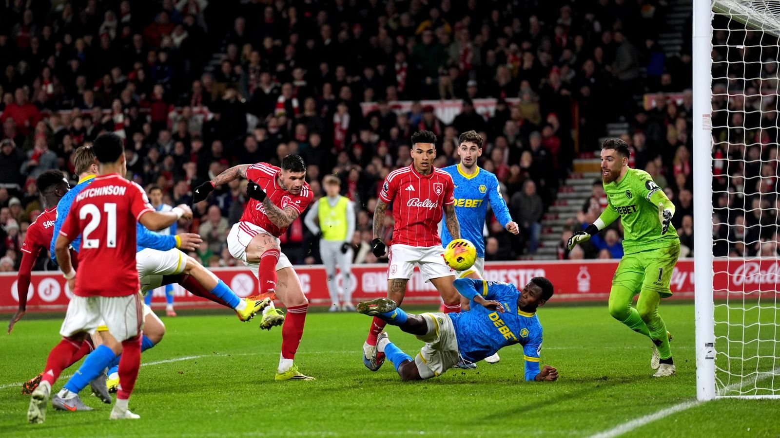 Nottingham Forest: La amenaza de descenso se intensificó con el equipo de Vitor Pereira anotando sólo un gol en sus últimos 66 intentos. noticias de futbol