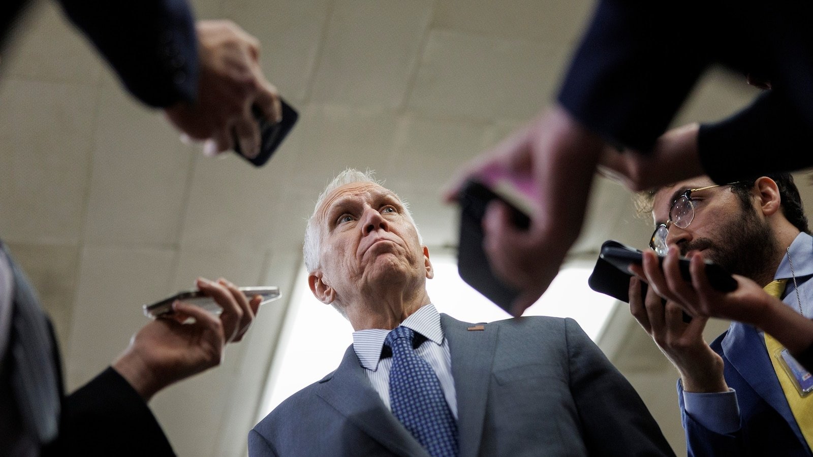 Primarias de Carolina del Norte Senador republicano jubilado Comenzó una batalla total para reemplazar a Thom Tillis